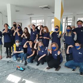 st09_280x280_crop_478b24840a