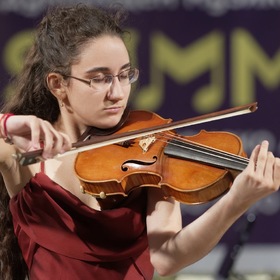 viktoria_280x280_crop_478b24840a