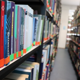 02-09-diplomni-raboti_280x280_crop_478b24840a