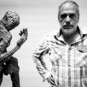 286057215-10222304532701921-1756219227691892714-n_280x280_crop_478b24840a