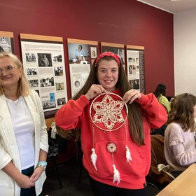 346097918-3488790368057317-6098795475384632460-n_280x280_crop_478b24840a