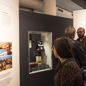 p2933248-copy_280x280_crop_478b24840a