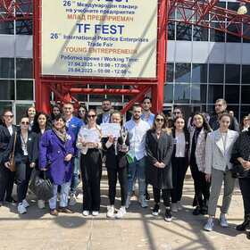 2023-04-28-19-21-06-943-11_280x280_crop_478b24840a