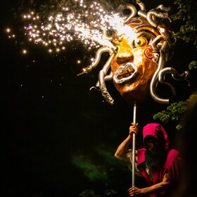 img-1a4c3c690d9d5c730f4e202ae31319b0-v_280x280_crop_478b24840a