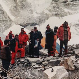 da-dokosnesh-nebeto_280x280_crop_478b24840a