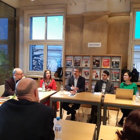 frankophoni2_280x280_crop_478b24840a