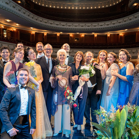 alexander-thompson-2_280x280_crop_478b24840a