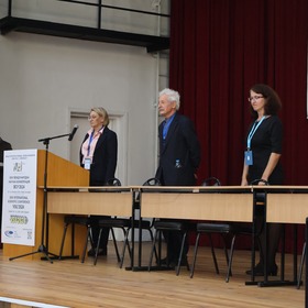 463080520-844494441005792-3104690763148718769-n_280x280_crop_478b24840a