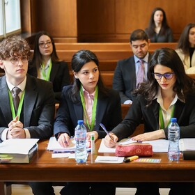 3_280x280_crop_478b24840a