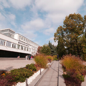 2366164_280x280_crop_478b24840a