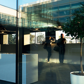 students_280x280_crop_478b24840a