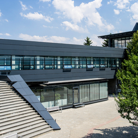 vutr-dvor_280x280_crop_478b24840a