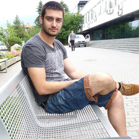 boy-library_280x280_crop_478b24840a