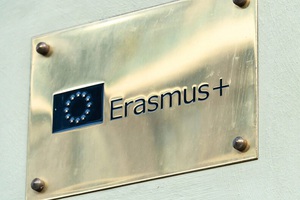 erasmus-v-kapital_300x200_crop_478b24840a
