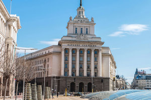 narodno-subranie-stroiinfo-com_300x200_crop_478b24840a