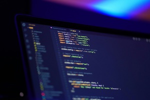 programming-unsplash_300x200_crop_478b24840a