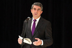 rosen_300x200_crop_478b24840a