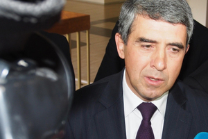 plevneliev_300x200_crop_478b24840a