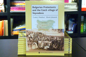 bulgarian-protestants_300x200_crop_478b24840a