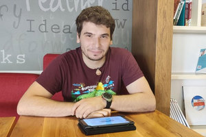 stefan-vojvodov-webcafe_300x200_crop_478b24840a