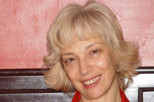 katq-atanasova-karieri_300x200_crop_478b24840a