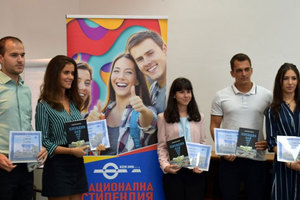 shestima-nadareni_300x200_crop_478b24840a
