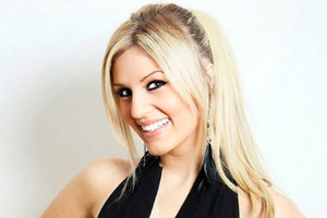 martinna-bgmusic-tv_300x200_crop_478b24840a