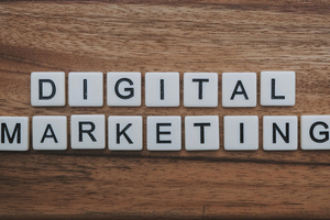 digital-marketing-unsplash_300x200_crop_478b24840a
