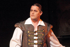 penyo-pirozov_300x200_crop_478b24840a