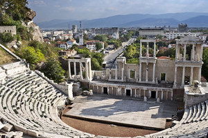 plovdiv-monitor_300x200_crop_478b24840a