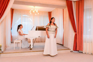 doroteq-doroteeva-modo-bulgaria-and-dnevnik_300x200_crop_478b24840a
