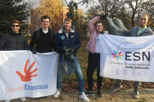 erasmus-students-bnr_300x200_crop_478b24840a