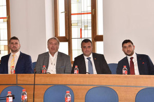 vmro_300x200_crop_478b24840a