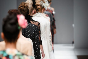 moda_300x200_crop_478b24840a
