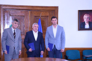 uni-v-sutrudnichestvo-bnr_300x200_crop_478b24840a