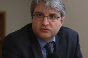 georgi-stoichev_300x200_crop_478b24840a
