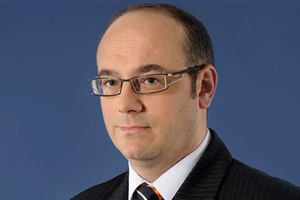 atanas-semov-prof-webcafe-bg_300x200_crop_478b24840a