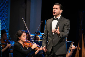 raina-reinaldo-droz-sn-alexander-bogdan-tompson_300x200_crop_478b24840a