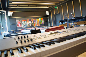 music-stupala-kum-maistor-allevents-in_300x200_crop_478b24840a