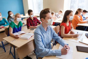 studenti-s-maski-fakti-bg_300x200_crop_478b24840a