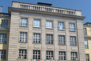 uasg-wikipedia_300x200_crop_478b24840a