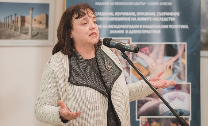 012-irena-bokova-facebook-regional-centre-sofia-unesco-678x410-crop-478b24840a_678x410_crop_478b24840a