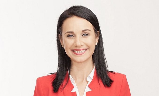 desislava-damqnova-eiacademy-bg_678x410_crop_478b24840a