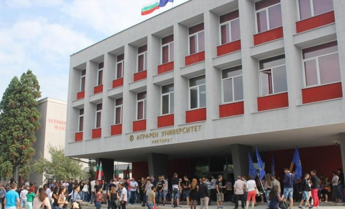 au-trafficnews-bg_678x410_crop_478b24840a