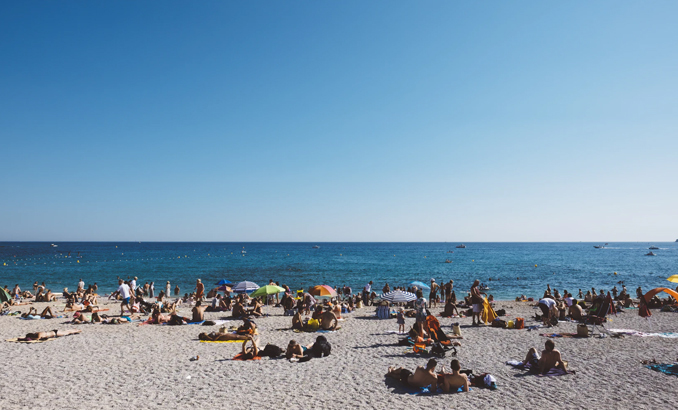 seaside-unsplash_678x410_crop_478b24840a