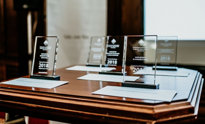 ir-awards-gala2019-investor-bg_678x410_crop_478b24840a