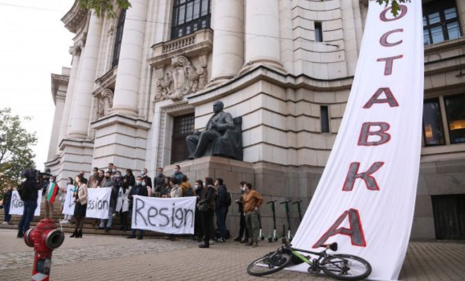 studenti-na-protest_678x410_crop_478b24840a