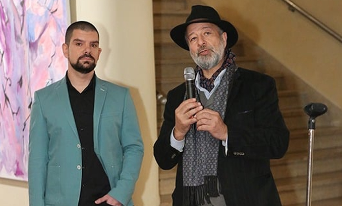 dvama-tvorci_678x410_crop_478b24840a