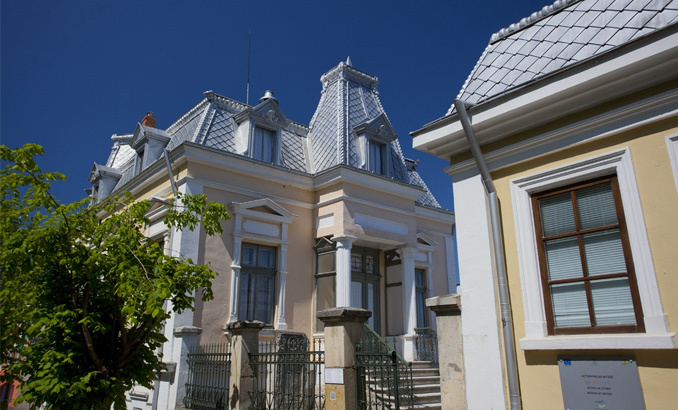 tutrackan_678x410_crop_478b24840a