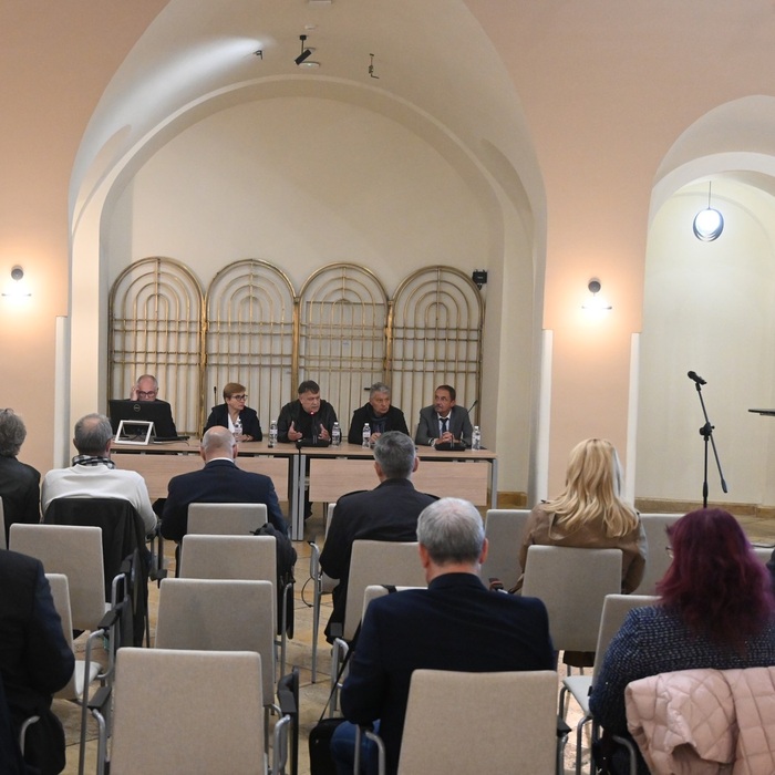 sdrugenie-na-dargavnite-vischi-uchilista-su_700x700_fit_478b24840a